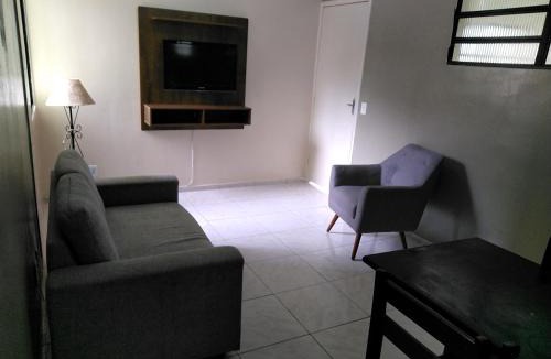 Jardim Rafael Apartment | Conforto em Bertioga, 2 Dorms, Wi-Fi e Aceita Pet - LA16