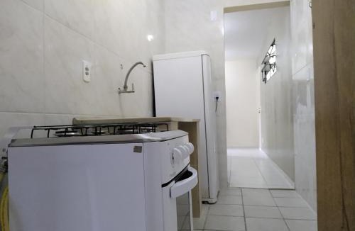 Jardim Rafael Apartment | Conforto em Bertioga, 2 Dorms, Wi-Fi e Aceita Pet - LA16