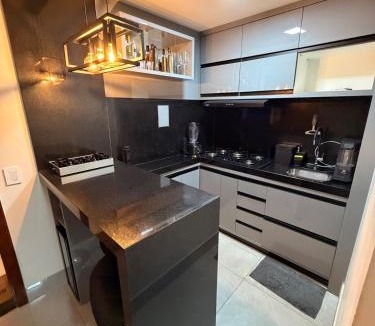 Sudoeste e Octogonal Apartment | Conforto no sudoeste com garagem e WiFi perto Esplanada