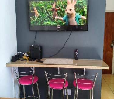 Passo da Areia Apartment | Consulado Americano, Apartamento 40 metros do Consulado EUA Porto Alegre Com garagem