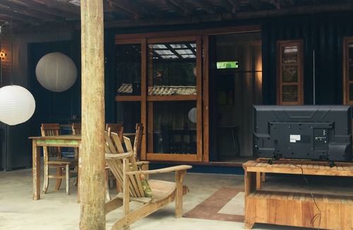 Camburi House | Container house 6 people Cocoa/Camburi hinterland.
