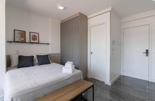 Guarulhos City Centre Apartment | Contemporary Studio - GRU 1103