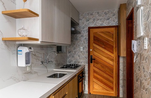 Copacabana Apartment | Copacabana: Redeemer View and Comfort for 3