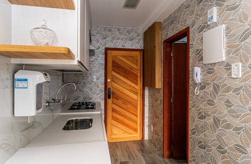 Copacabana Apartment | Copacabana: Redeemer View and Comfort for 3
