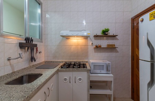 Copacabana Apartment | Copacabana Refuge Near the Beach | I801