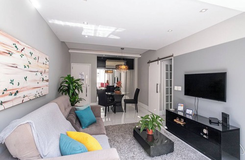 Leme Apartment | Copacabana River