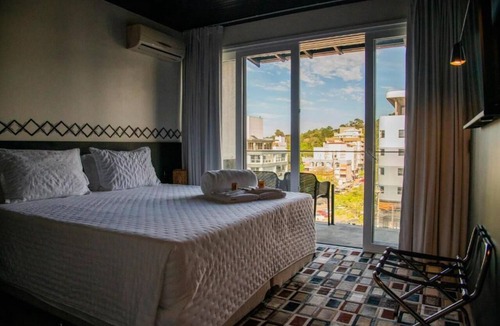 Serra Gaucha Hotel | COROADOS HOTEL E FLATS LTDA