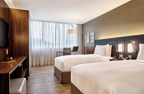 Jacarepagua Hotel | Courtyard by Marriott Rio De Janeiro Barra da Tijuca