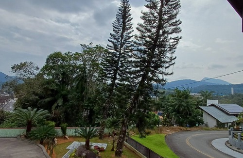 Pomerode House | Cozy 3-bedroom house in downtown Pomerode - Guesthouse - Accommodation