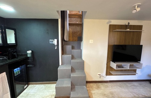 Carapicuiba House | Cozy and Intimate Loft in Nature – Granja Viana, SP