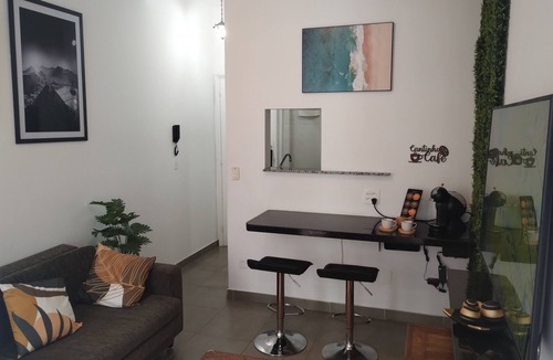 Leblon Apartment | Cozy apartment in Leblon. Near restaurants.