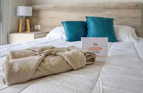 Fernando De La Mora Apartment | Cozy apt relaxing view - Great Guest Service 604
