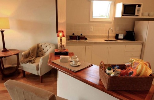 Capivari Apartment | COZY APARTMENT IN CAMPOS DO JORDÃO (CAPIVARI), PET FRIENDLY.