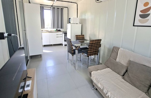 Campeche Leste House | Cozy Container on Campeche Beach! 2km from the beach and 8km from the airport