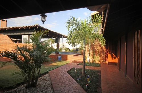 Olimpia House | Cozy house less than 4 km from the Termas dos Laranjais and Hot Beat parks.