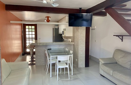 Porto Belo Condo | COZY HOUSE WITH 3 SUITES IN A BEAUTIFUL CONDOMINIUM 1 BLOCK FROM THE BEACH.