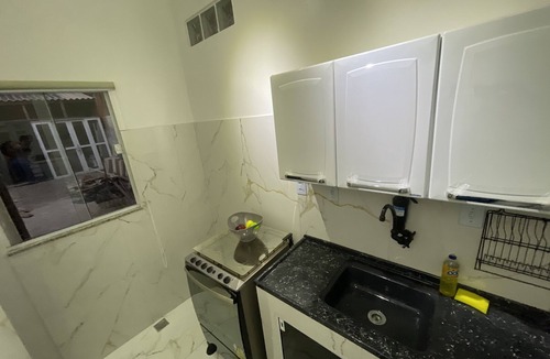 Jardim Alvorada House | Cozy kitnet/tiny house near UNIG University, air conditioning, WI-FI