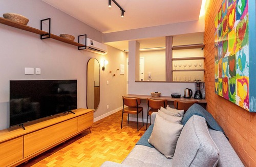 Leblon Apartment | Cozy Leblon