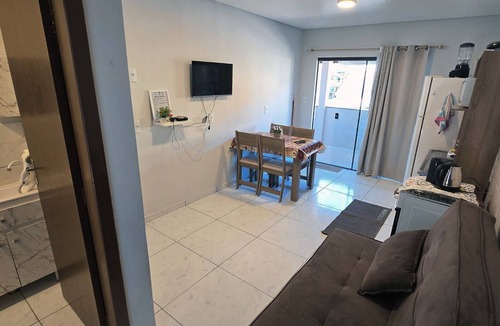 Centro House | Cozy Studio Apartment – Practical and Well Located in Quatro Ilhas