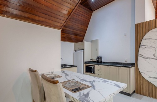 Castelo Branco Apartment | Cozy Studio in Itapema, SC Rgob701