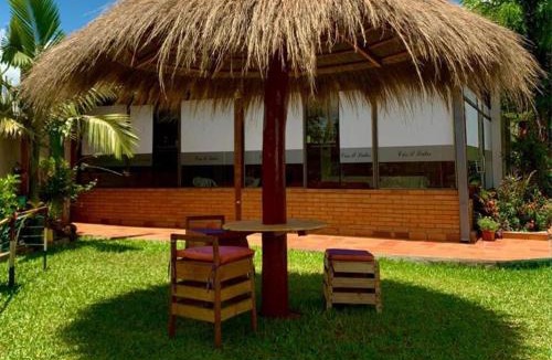 Capiata Hotel | CrisAl Suite Posada