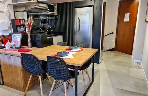 Alto do Capivari Apartment | Dúplex Luxo com Piscina Aquecida, Lareira e Wifi