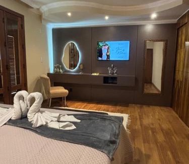Cachoeira do Campo House | Dara House apart e eventos com piscina, sauna, Jacuzzi e área gourmet para festas