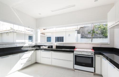 Buzios House | Deliciosa casa em Geribá com hidromassagem e área gourmet
