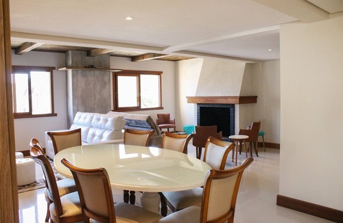 Dutra Apartment | Deluxe Apartamento Gramado 35People, Air-conditioned 8dorm 7wc