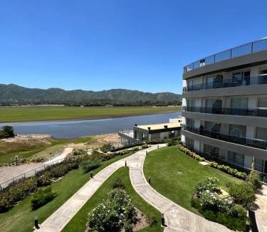 Villa Parque Siquiman Apartment | departamento complejo Veneto Village con vista al lago