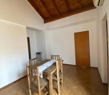 General San Martin Apartment | Departamento pintoresco