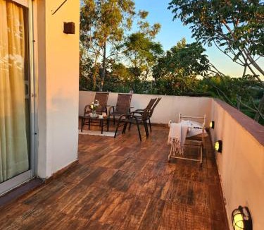 Encarnacion House | Depto privado con gran terraza y parking gratis