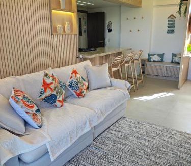 Buraquinho Apartment | Design e Vista Deslumbrante: Flat em Buraquinho