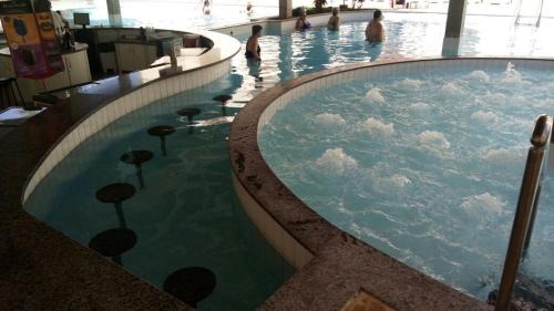Prive das Caldas Apartment | Diroma Exclusive Com piscinas 24 horas todos os diass