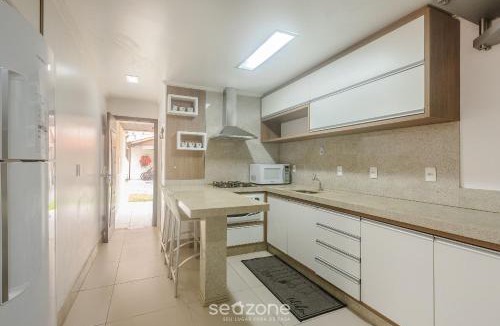 Ponta das Canas House | Discover Comfort and Leisure 170 m from Ponta das Canas Beach - MVCs