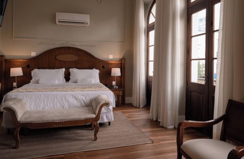 Matriz Hotel | Discover Curitiba Magic—Historic Boutique with Breakfast, Garden& City Center
