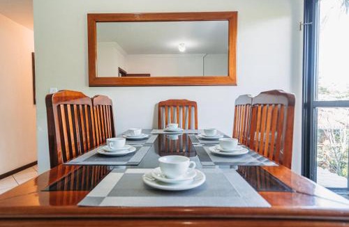 Meaipe Apartment | Dois Quartos com Ar a 190 m de Praia Paradisíaca