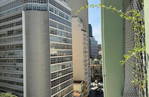 Centro Apartment | Downtown Rio Studio | AC, Fast WiFi, Near Airport & Beaches