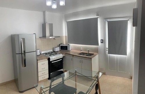 General Roca Apartment | Dpto Lyon