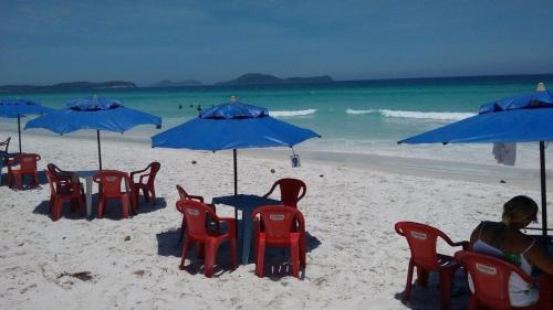 Jardim Nautilus Apartment | DUNAS BEACH -Arejado e luminoso com amplo espaço esterno e churrasqueira.