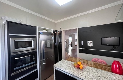 Centro Apartment | Duplex 2 Blocks from the Beach -