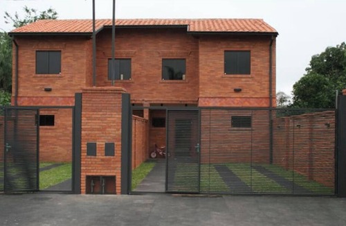 Luque House | Duplex Aeropuerto c/cocherann