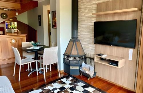 Planalto Apartment | Duplex com ar Q/F, Piscina Aquec. Faça tudo a pé!