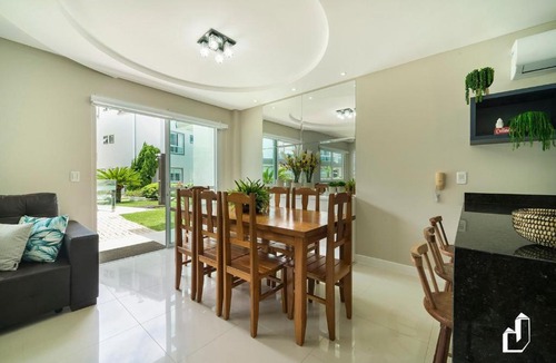 Canto Grande Apartment | Duplex com piscina à beira mar e 03 suítes
