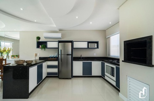 Canto Grande Apartment | Duplex com piscina à beira mar e 03 suítes