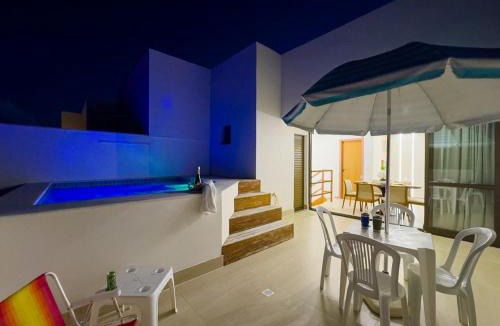 Parafuso Apartment | Duplex com Piscina Privativa em Itacimirim!