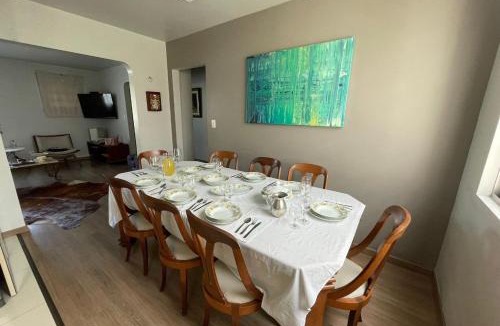 Cabral Apartment | Duplex completo em Curitiba, Três quartos - Bairro Cabral - Pet friendly