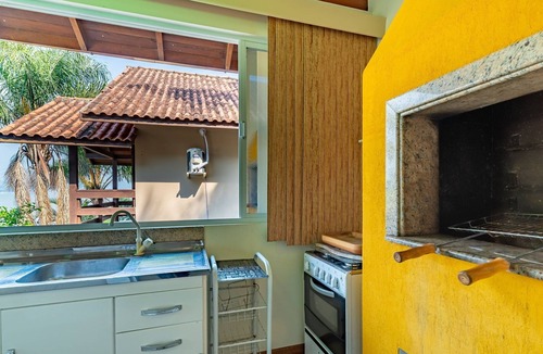 Sambaqui Apartment | Duplex House w/Beautiful View 80m Beach Rrf2562