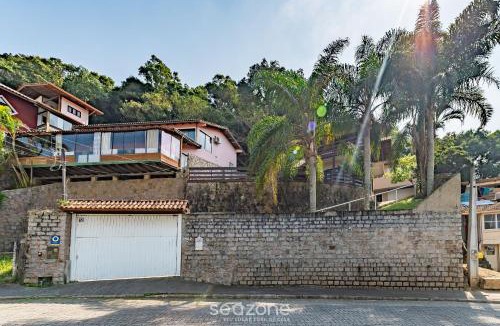 Sambaqui House | Duplex house w/beautiful view 80m Beach RRF2562