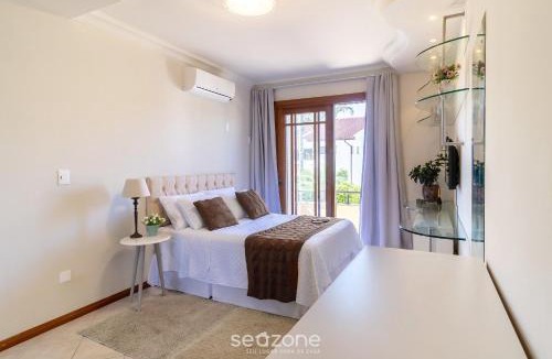Jurere Internacional House | Duplex House w/Pool, 850m from the Beach RDT0124